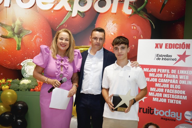 MEJOR TIKTOK: GRUPO LOMAR Sube a recoger la Estrella: Daniel López de la Fuente, Gerente del Grupo